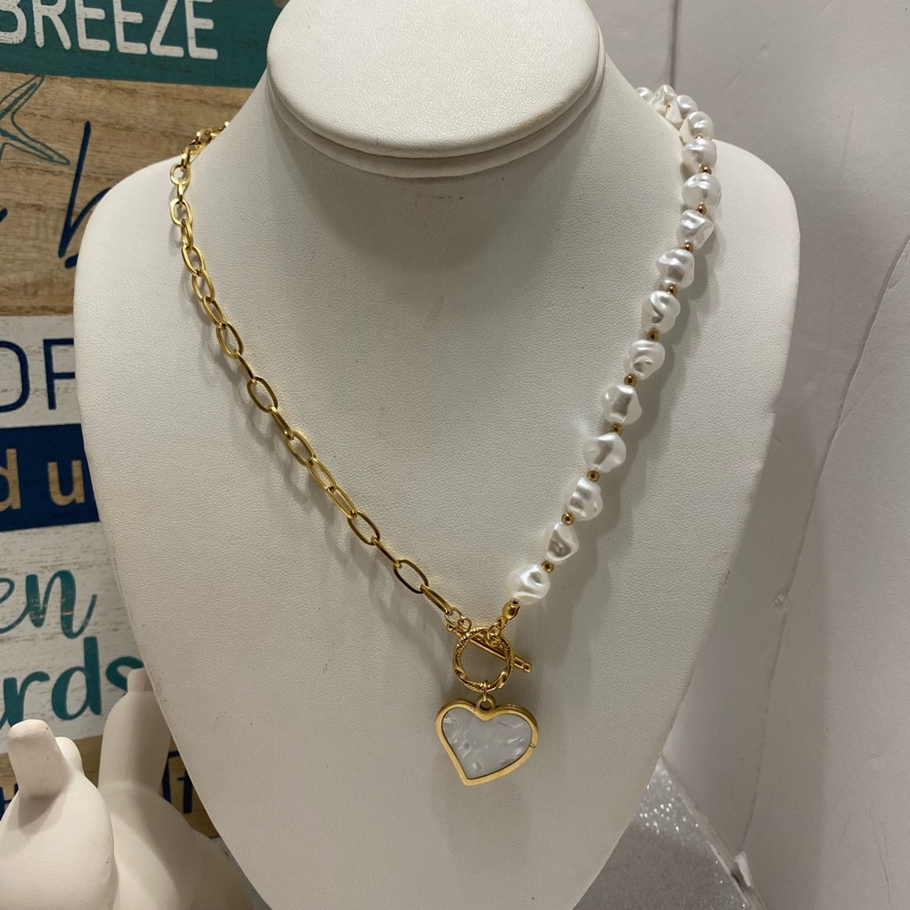 Gold and White Heart Pendant Necklace - Picture 7 of 7